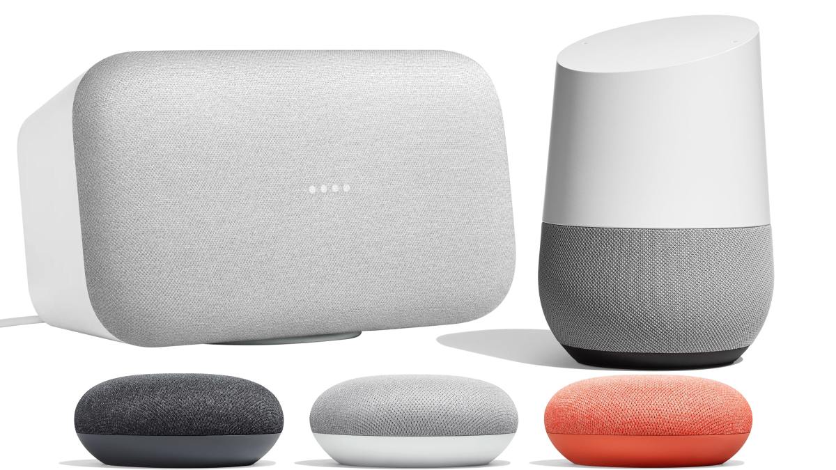 google-home-2017-family-min google-home-2017-family-min