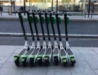 Des trottinettes Lime. // Source : Marie Turcan pour Numerama