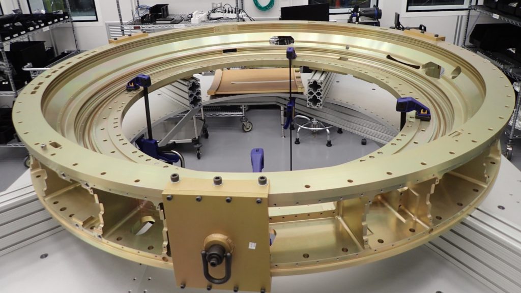 Le dos de la future caméra du télescope. // Source : LSST Camera Project Le dos de la future caméra du télescope. // Source : LSST Camera Project
