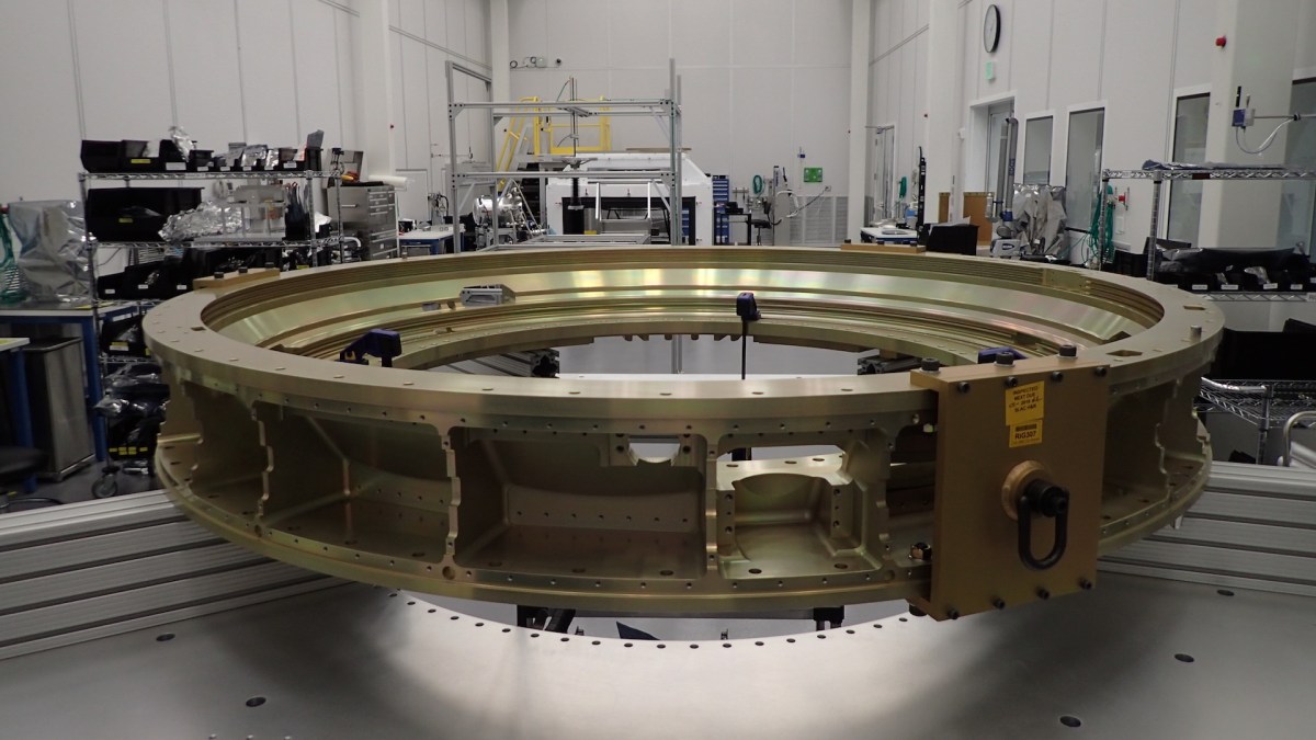 La caméra du futur télescope LSST // Source : LSST Camera Project (photo recadrée) La caméra du futur télescope LSST // Source : LSST Camera Project (photo recadrée)