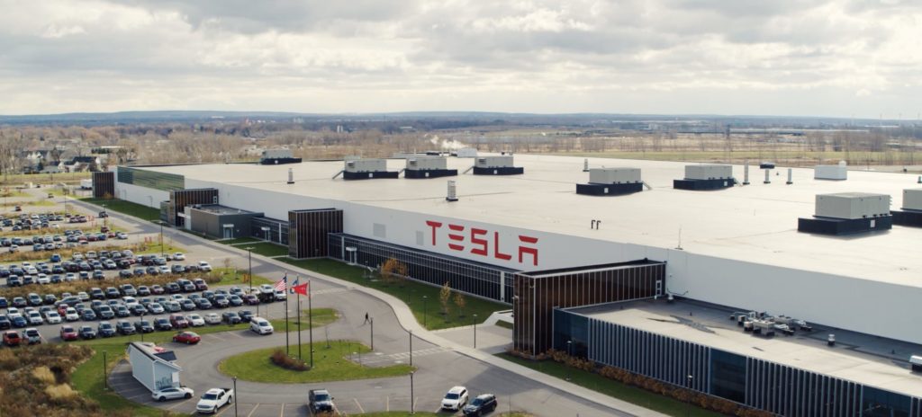 Tesla Gigafactory 2 // Source : Tesla (via Electrek) Tesla Gigafactory 2 // Source : Tesla (via Electrek)