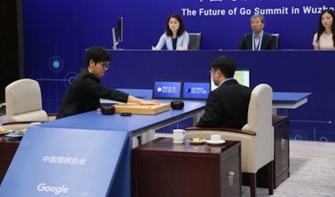 En 2016, Alpha Go remportait toutes ses parties de jeu de Go contre les meilleurs joueurs du monde. // Source : Deepmind En 2016, Alpha Go remportait toutes ses parties de jeu de Go contre les meilleurs joueurs du monde. // Source : Deepmind