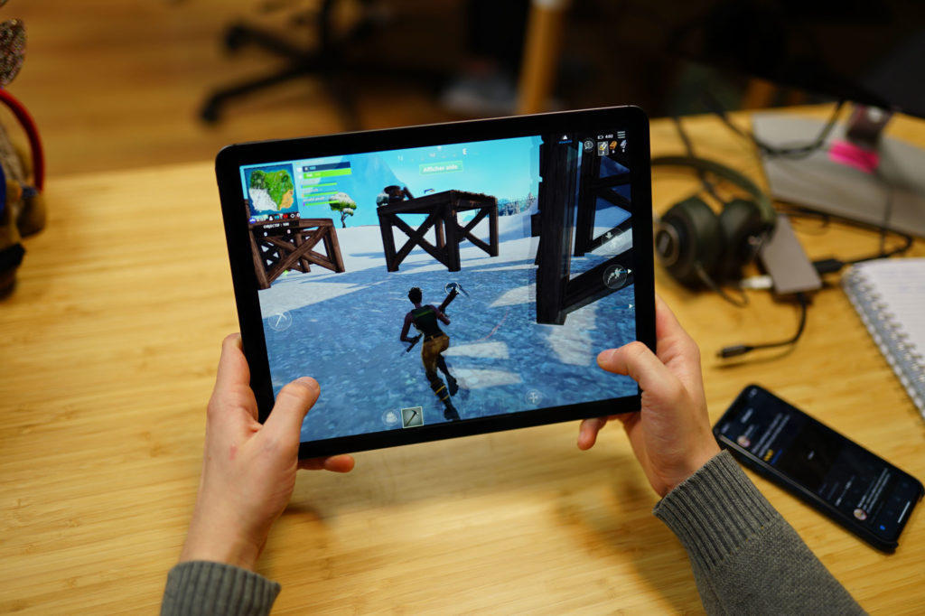 iPad Pro 2018 (USB-C) // Source : Ulrich Rozier pour Numerama iPad Pro 2018 (USB-C) // Source : Ulrich Rozier pour Numerama