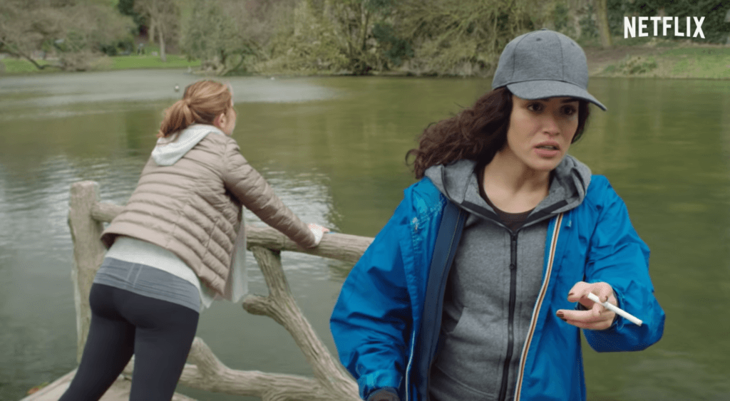 Sabrina Ouazani et Joséphine Drai dans Plan Coeur // Source : YouTube/Netflix