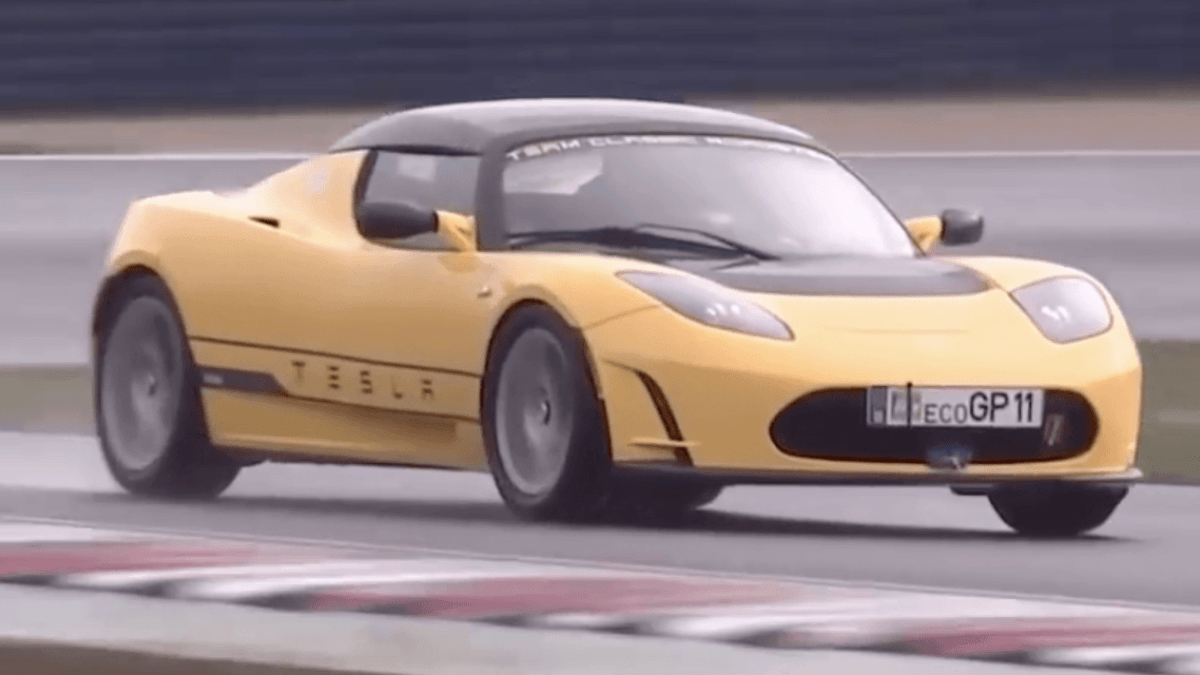 Tesla Roadster 2.5 // Source : Capture d'écran ecoGP Tesla Roadster 2.5 // Source : Capture d'écran ecoGP