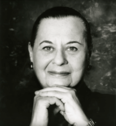 Evelyn Berezin. // Source : Capture d'écran Computer History Museum via YouTube Evelyn Berezin. // Source : Capture d'écran Computer History Museum via YouTube