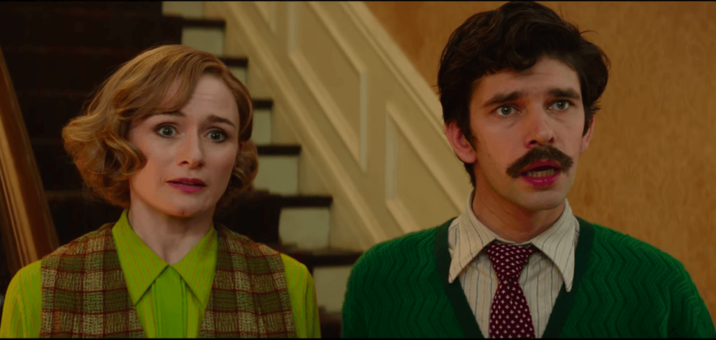Jane et Michael ont 25 ans de plus que dans Mary Poppins. // Source : Disney Jane et Michael ont 25 ans de plus que dans Mary Poppins. // Source : Disney