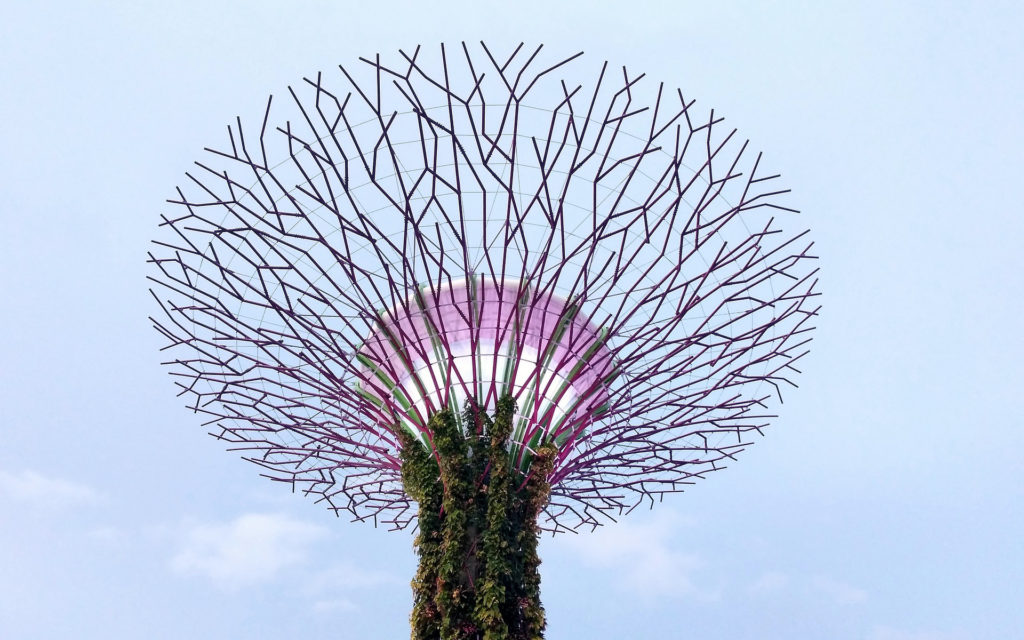 Un arbre artificiel. // Source : Max Pixel/CC0 (photo recadrée)