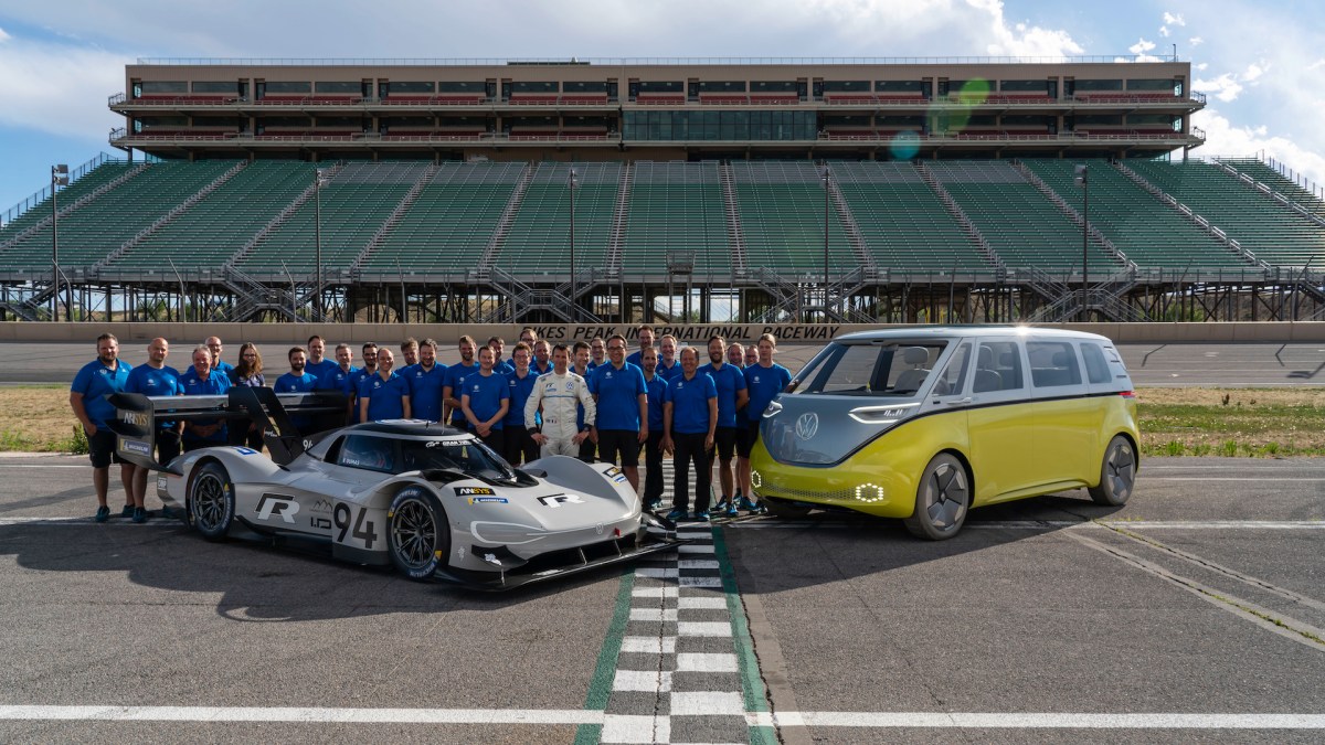Volkswagen ID. R // Source : Volkswagen Volkswagen ID. R // Source : Volkswagen