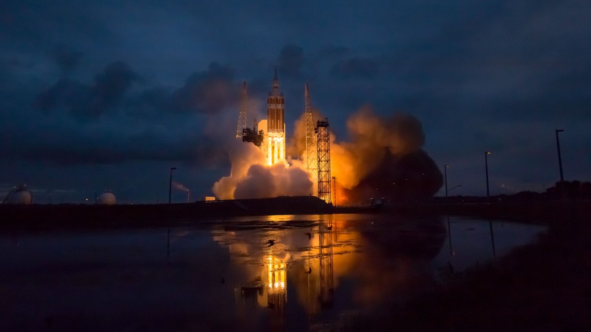 Un décollage d'une fusée Delta IV. // Source : NASA/Bill Ingalls Un décollage d'une fusée Delta IV. // Source : NASA/Bill Ingalls