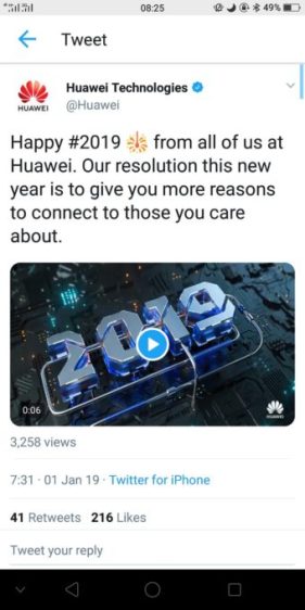 tweet bonne année de Huawei (version originale) // Source : Twitter tweet bonne année de Huawei (version originale) // Source : Twitter