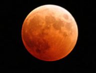 La prochaine éclipse lunaire totale aura lieu le 21 janvier 2019. // Source : Pixabay (photo recadrée)