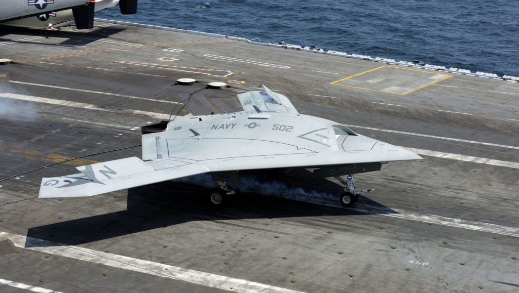 Northrop Grumman X-47B drone avion militaire armée Northrop Grumman X-47B drone avion militaire armée
