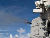 Un système de défense Phalanx CIWS. // Source : Paul Kelly