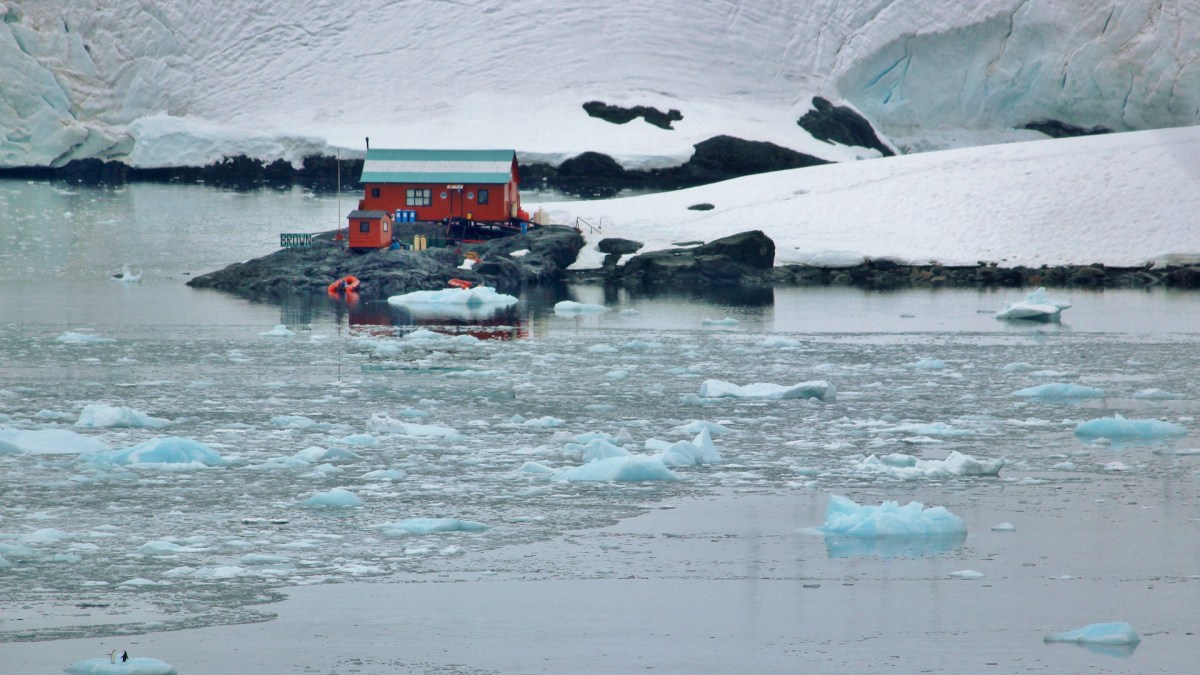 La fonte des glaces pourrait aboutir à un scénario catastrophe en 2100. // Source : Pxhere/CC0 Domaine public (photo recadrée) La fonte des glaces pourrait aboutir à un scénario catastrophe en 2100. // Source : Pxhere/CC0 Domaine public (photo recadrée)