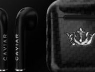 AirPods by Caviar (carbone) // Source : Caviar