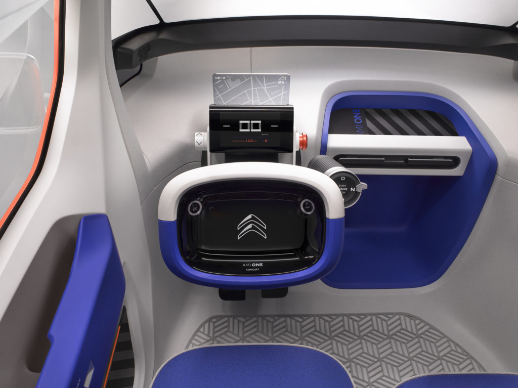 La liaison entre la Ami One Conce et les smartphones est annoncée comme important // Source : Citroën La liaison entre la Ami One Conce et les smartphones est annoncée comme important // Source : Citroën