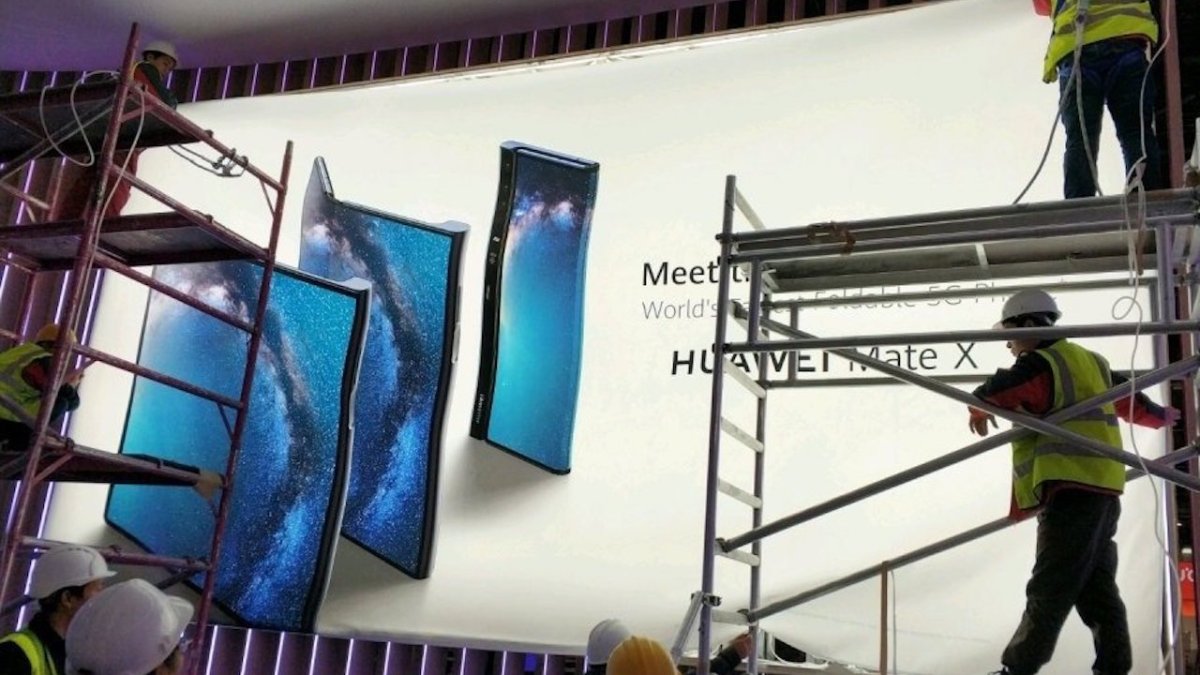 Huawei Mate X (fuite) // Source : Twitter Huawei Mate X (fuite) // Source : Twitter