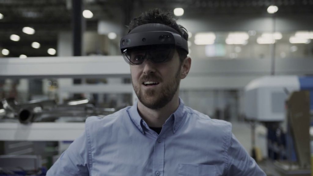 HoloLens 2 // Source : Microsoft HoloLens/Youtube