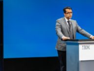 L'IA développée par IBM se mesure au champion Harish Natarajan. // Source : Flickr/CC/Visually Attractive for IBM (photo recadrée)