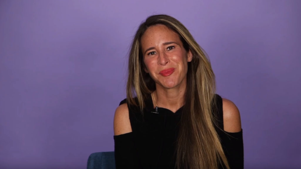 Melissa Broder, en interview // Source : Capture d'écran YouTube / Penguin Random House Melissa Broder, en interview // Source : Capture d'écran YouTube / Penguin Random House