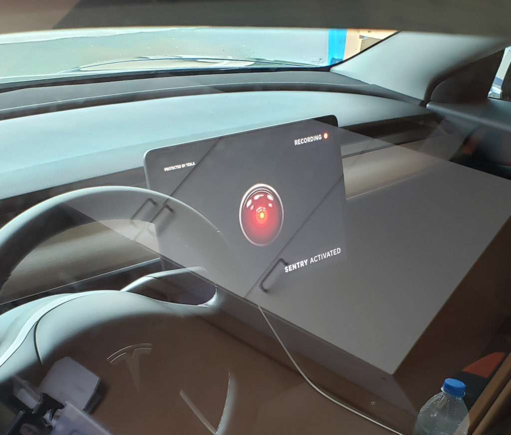 Mode Sentinelle Tesla // Source : Reddit Mode Sentinelle Tesla // Source : Reddit