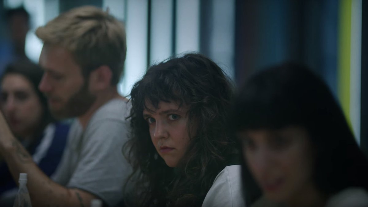 Extrait de la série Osmosis. // Source : Capture d'écran YouTube / Netflix Extrait de la série Osmosis. // Source : Capture d'écran YouTube / Netflix