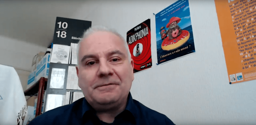 Phil Marso lors d'un direct le 3 février 2019. // Source : Capture d'écran YouTube/Phil Marso Phil Marso lors d'un direct le 3 février 2019. // Source : Capture d'écran YouTube/Phil Marso