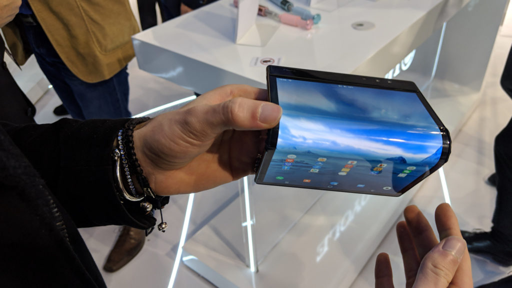 Royole au MWC 2019 // Source : Numerama Royole au MWC 2019 // Source : Numerama