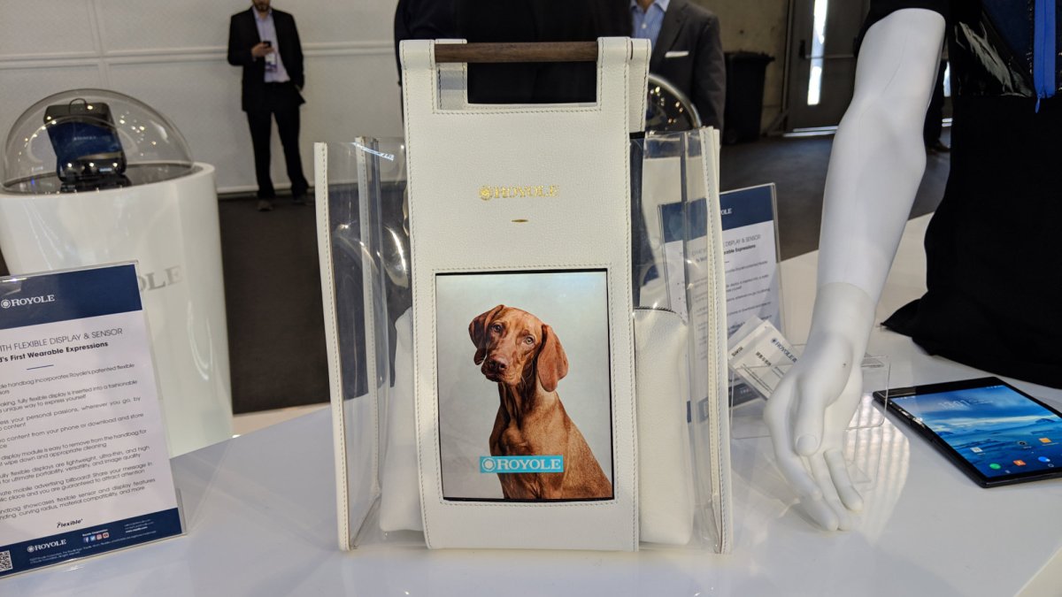 Royole au MWC 2019 // Source : Numerama Royole au MWC 2019 // Source : Numerama