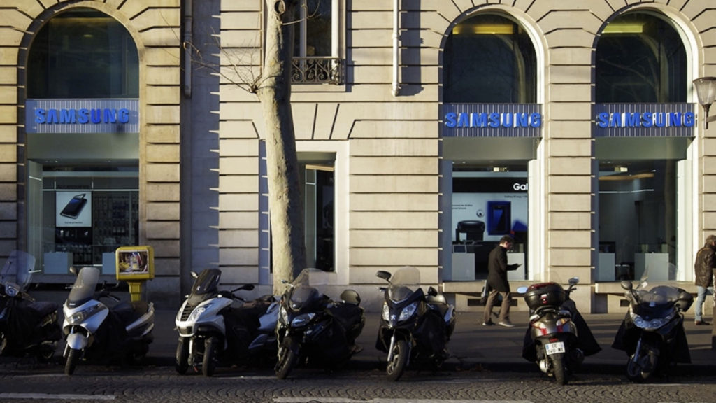 Le Samsung Experience Store de Paris // Source : Samsung Le Samsung Experience Store de Paris // Source : Samsung