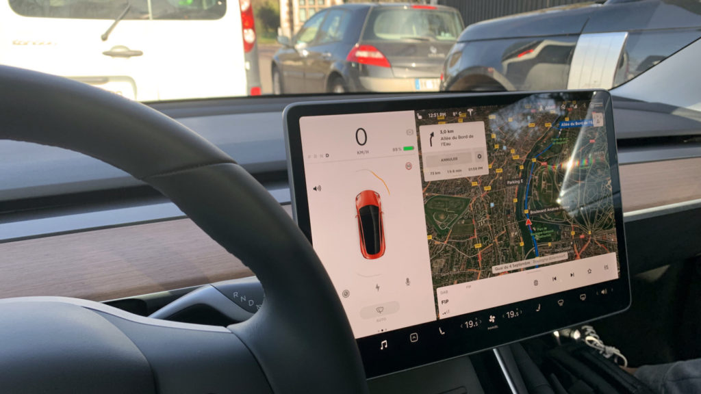 Tesla Model 3, essai européen // Source : Louise Audry et Julien Cadot Tesla Model 3, essai européen // Source : Louise Audry et Julien Cadot