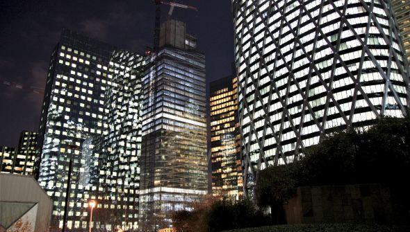 La tour Saint Gobain actuellement en construction à La Défense, à Paris // Source : Arthur Weidmann via Flickr