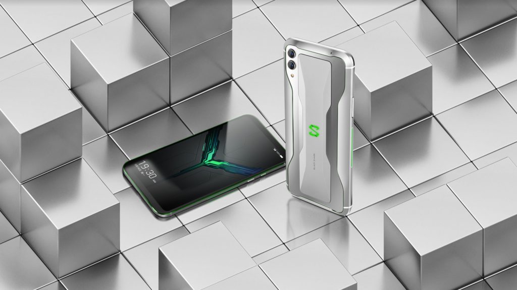 Le Black Shark 2 est disponible en noir et en gris. // Source : Black Shark Le Black Shark 2 est disponible en noir et en gris. // Source : Black Shark