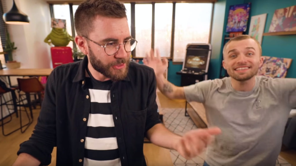 Cyprien et Squeezie. // Source : Capture d'écran YouTube / Bigorneaux et coquillages Cyprien et Squeezie. // Source : Capture d'écran YouTube / Bigorneaux et coquillages