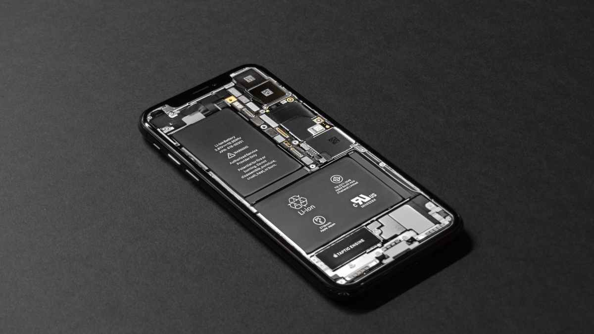 Remplacer cette batterie pouvait auparavant empêcher toute réparation/ // Source : Pexels/Tyler Lastovich Remplacer cette batterie pouvait auparavant empêcher toute réparation/ // Source : Pexels/Tyler Lastovich