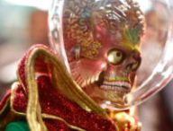 Un extraterrestre du film Mars Attacks. // Source : Flickr/CC/Tasayu Tasnaphun (photo recadrée)
