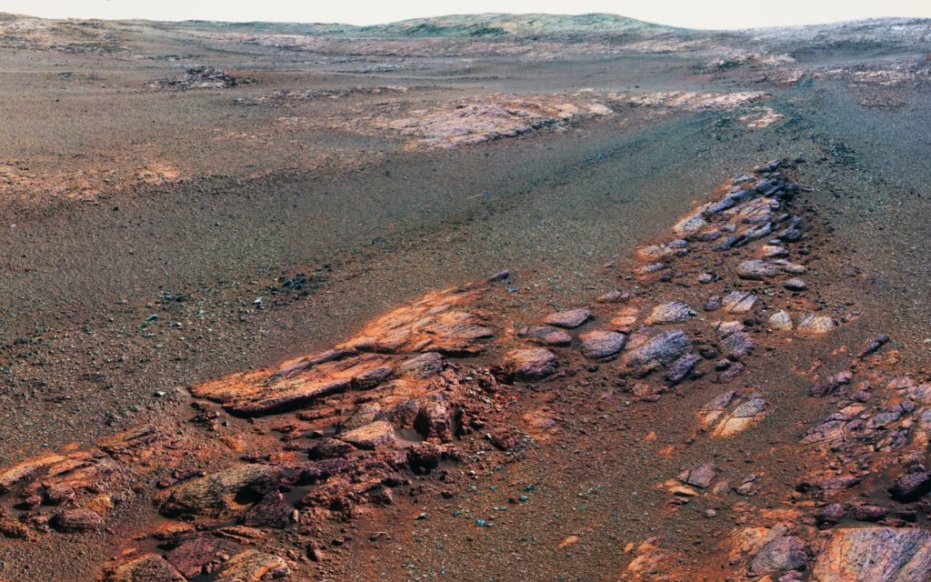 Un extrait du panorama immortalisé par Opportunity. // Source : NASA/JPL-Caltech/Cornell/ASU (photo recadrée) Un extrait du panorama immortalisé par Opportunity. // Source : NASA/JPL-Caltech/Cornell/ASU (photo recadrée)