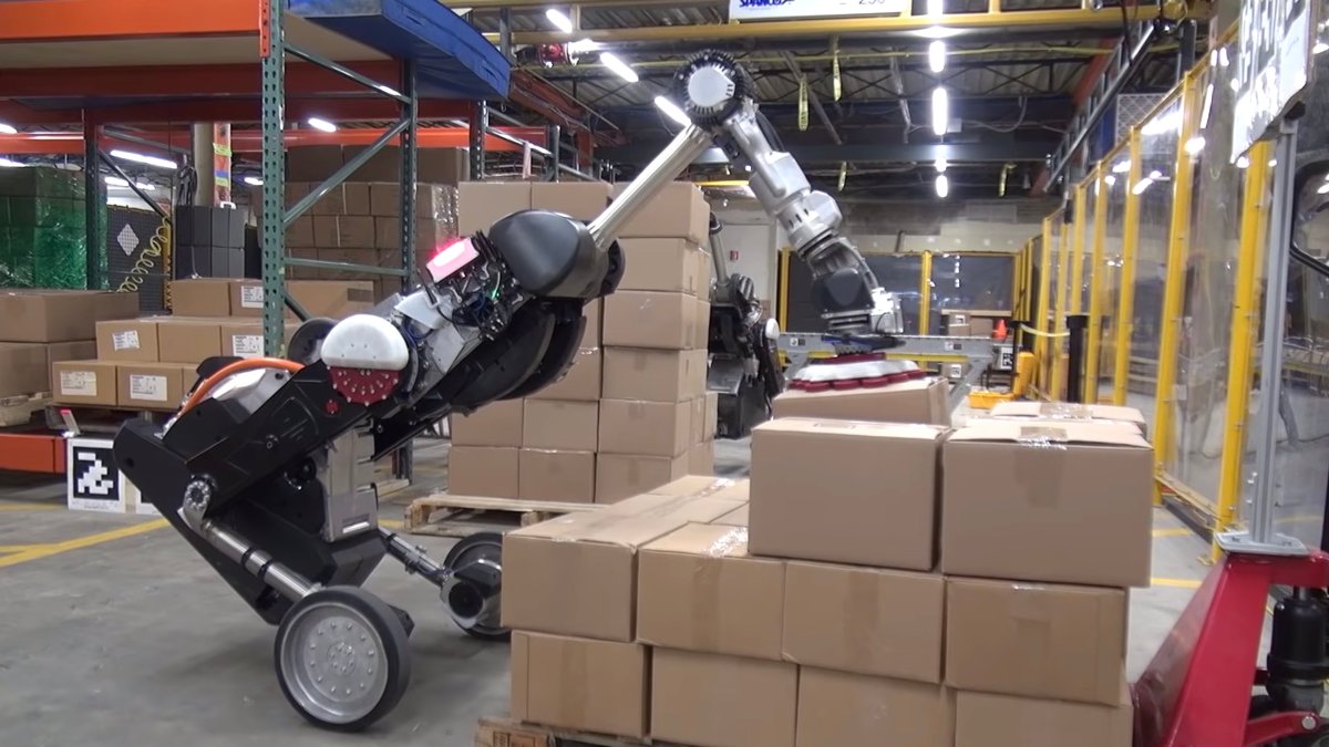 Boston Dynamics Handle // Source : Boston Dynamics Boston Dynamics Handle // Source : Boston Dynamics
