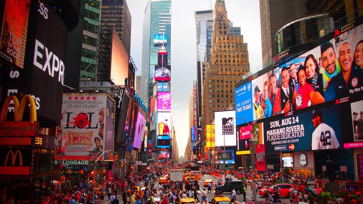 Times Square. // Source : Pixabay (photo recadrée) Times Square. // Source : Pixabay (photo recadrée)