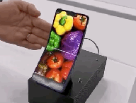 Gif smartphone pliable Sharp // Source : Twitter Engadget JP