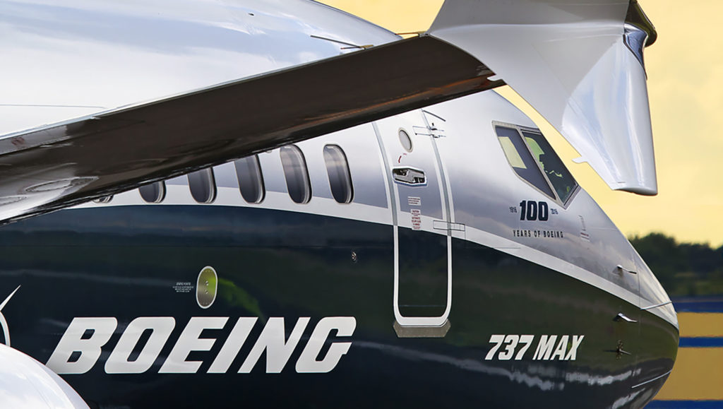 Boeing_737-8_MAX Boeing_737-8_MAX