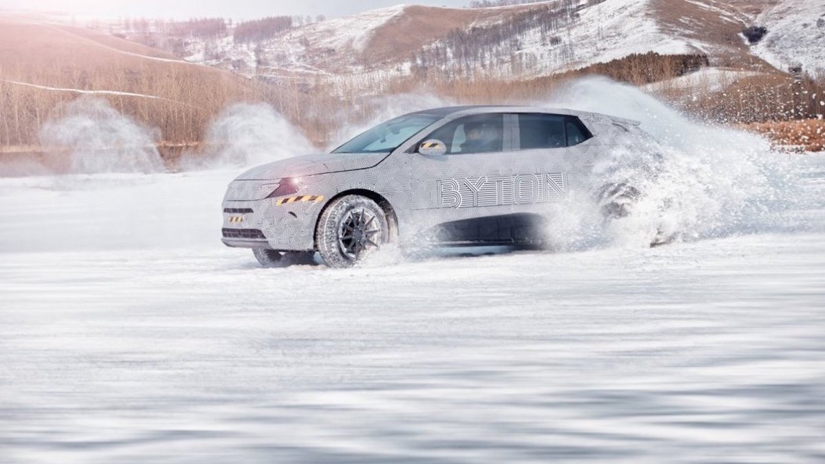 SUV Byton M-Byte // Source : Byton SUV Byton M-Byte // Source : Byton