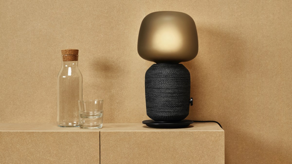 Lance-enceinte Sonos Ikea Symfonisk // Source : Sonos/Ikea Lance-enceinte Sonos Ikea Symfonisk // Source : Sonos/Ikea