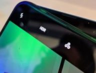 Le tiroir aileron de requin du Oppo Reno // Source : Numerama
