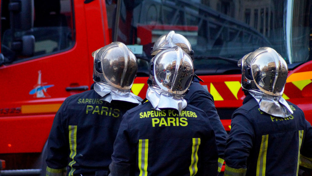 pompiers sapeurs pompiers sapeurs