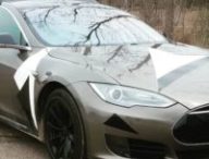 Prototype camping-car Tesla Model S // Source : Electrek