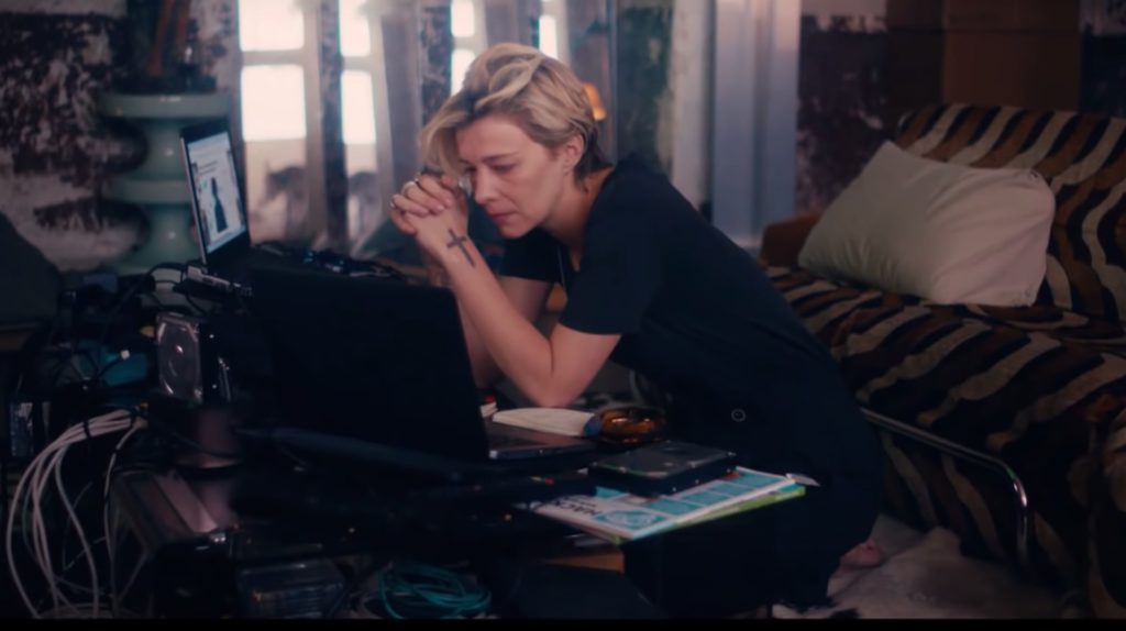 Céline Sallette dans Vernon Subutex // Source : YouTube/Canal+ Céline Sallette dans Vernon Subutex // Source : YouTube/Canal+
