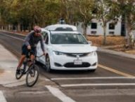Voiture autonome Waymo // Source : Medium