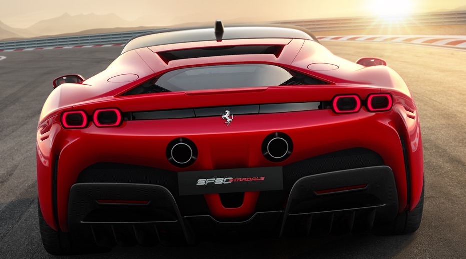 Ferrari SF90 Stradale // Source : Ferrari Ferrari SF90 Stradale // Source : Ferrari